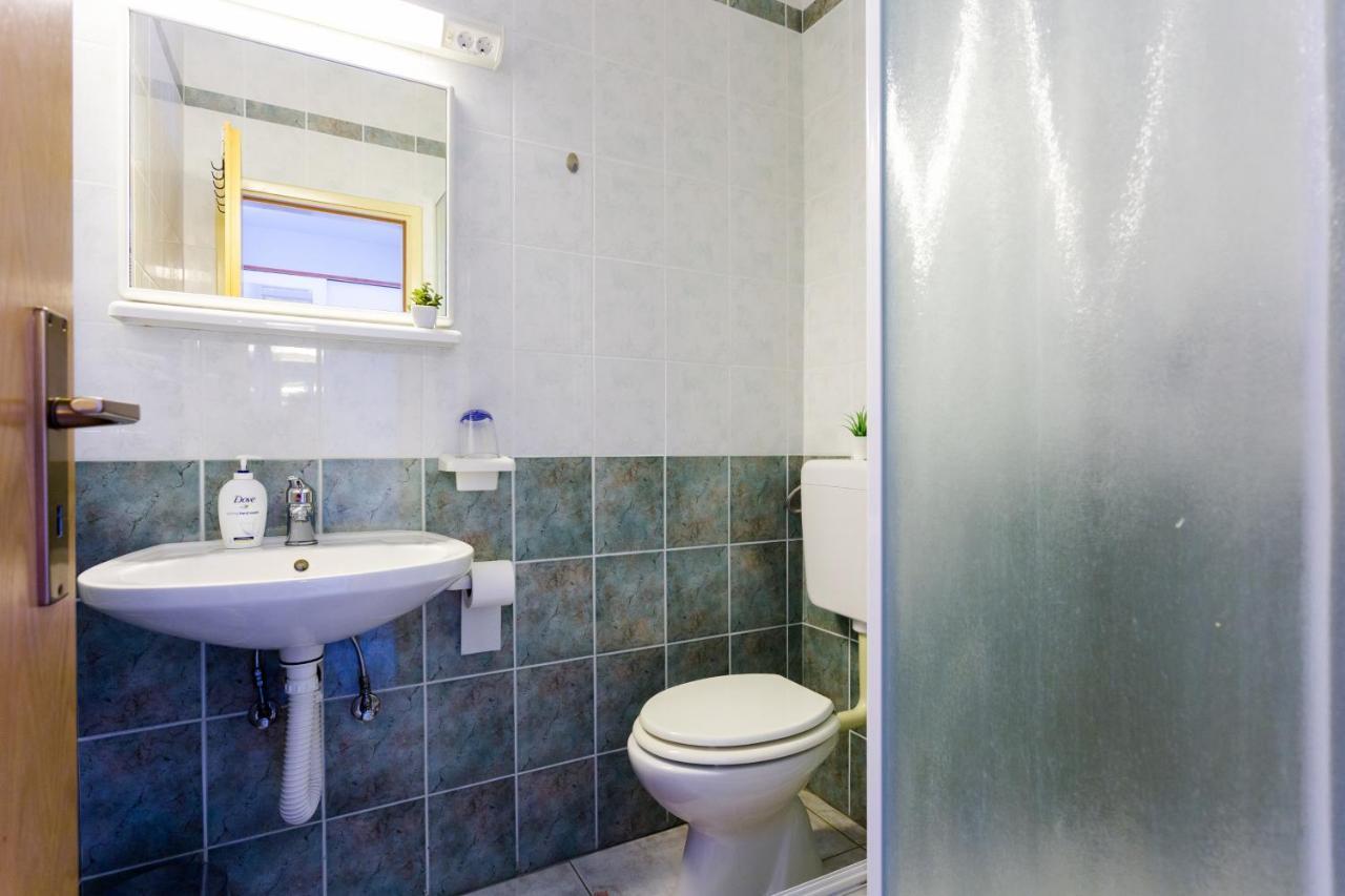 Twin Room Marina 5953A Zewnętrze zdjęcie